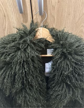 Abrigo pelo verde Stradivarius