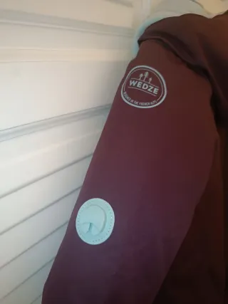 Mono nieve niña 2-4 años Decathlon. Usado una vez