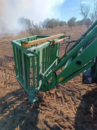 Recogedor de ramas para tractor