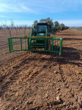 Recogedor de ramas para tractor