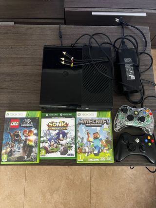 Xbox 360 + 3 Giochi: LEGO Jurassic World, Sonic Ge
