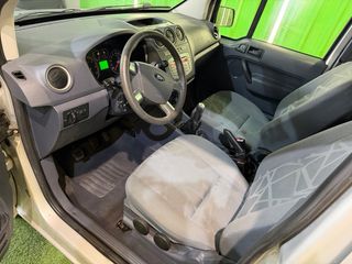 Ford Tourneo Connect 2012