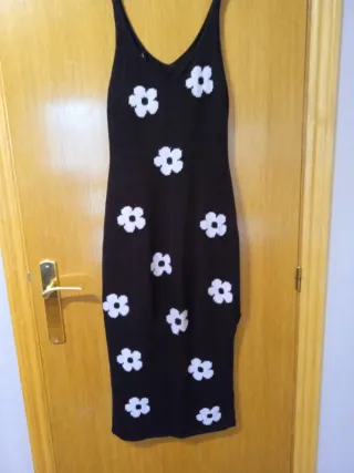 Vestido de punto con flores