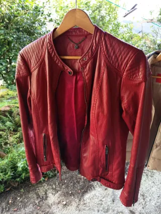 Cazadora Piel Roja Talla L