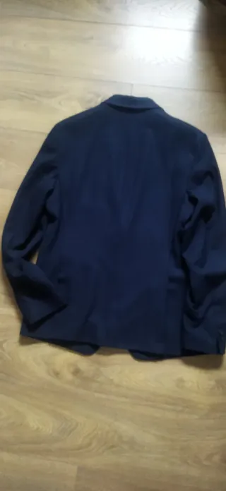 Traje de hombre Zara azul marino