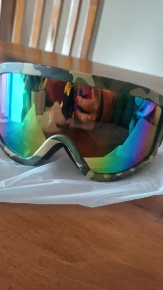 Gafas de esquí amarillas y multicolor