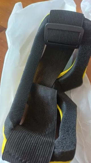 Gafas de esquí amarillas y multicolor