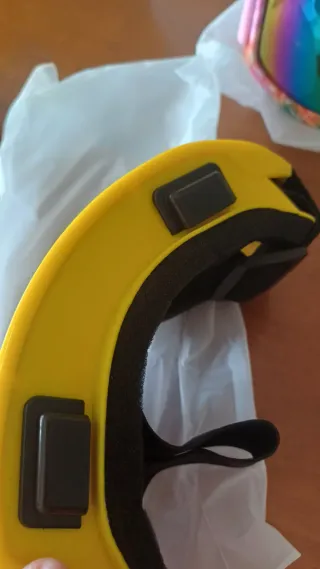 Gafas de esquí amarillas y multicolor