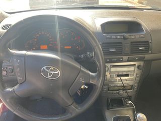 Toyota Avensis 2005