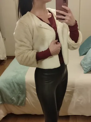 Torera pelo sintético