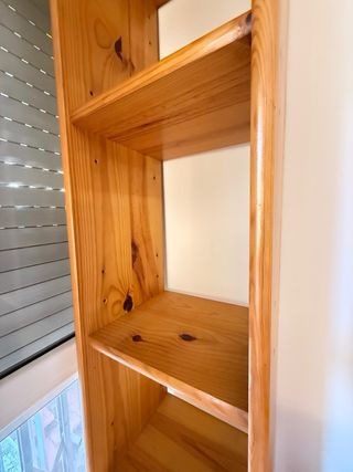 Librería pino macizo