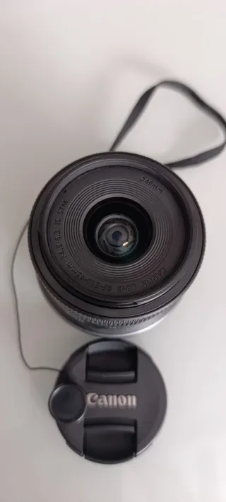 Objetivo Canon RF-S 18-45mm