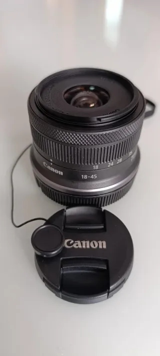Objetivo Canon RF-S 18-45mm