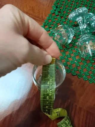 Quattro bicchierini liquore vintage decorati oro