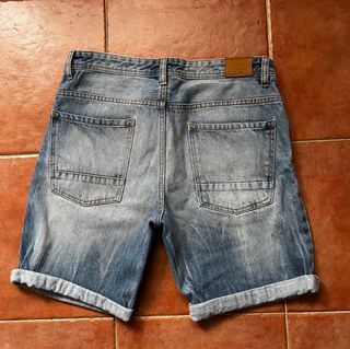 Pantalón corto vaquero Pull&Bear Talla 42