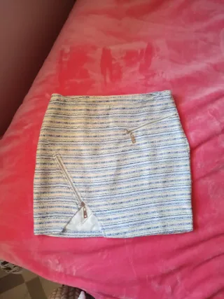 Falda tweed con cremalleras