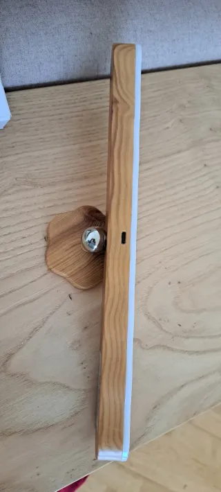 Lámpara LED para cuadros madera y plástico