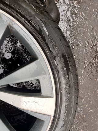 Llantas con neumáticos Audi