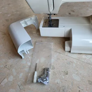 Máquina de Coser Sigma - Necchi 292