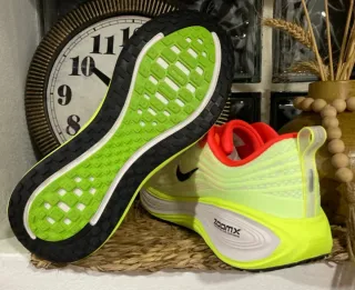 Nike Zoom Vomero Plus Talla 44 A Estrenar
