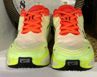 Nike Zoom Vomero Plus Talla 44 A Estrenar