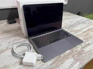 MacBook Air 13 Plata/Gris Espacial