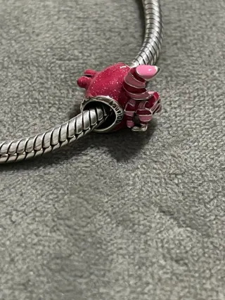 Charm Gato Cheshire Disney