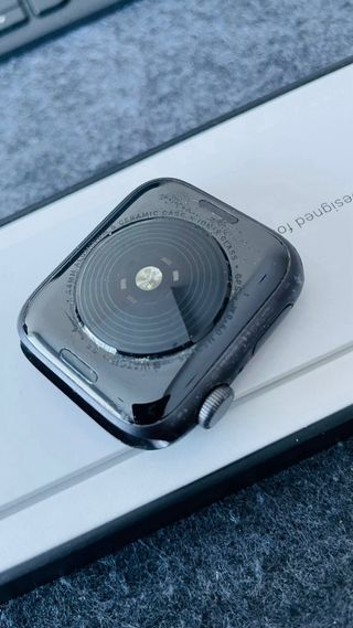 Apple Watch SE 44mm Space Gray