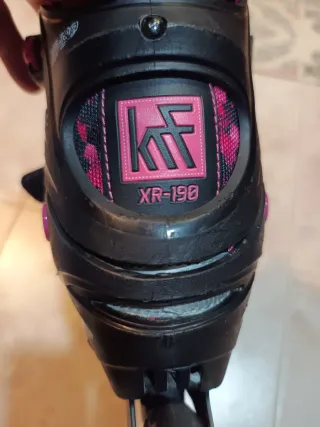 Patines en línea infantiles rosas y negros