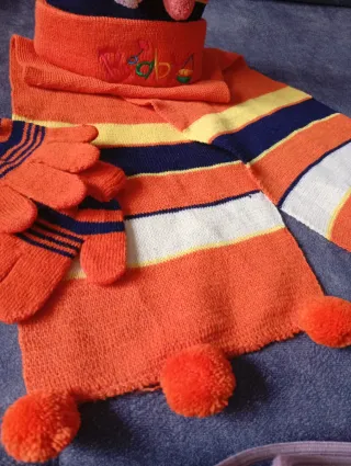 Conjunto infantil bufanda, gorro y guantes