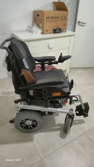Silla de ruedas eléctrica