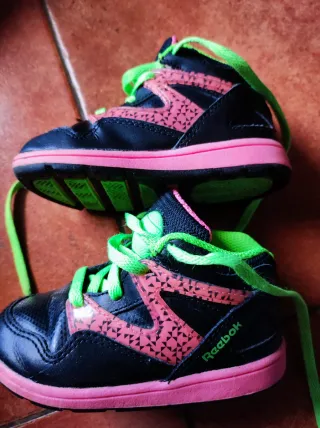 Scarpe bambina Reebok taglia 22 nuove