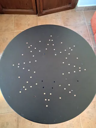 Mesa auxiliar redonda Ikea