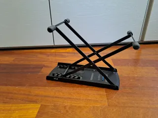 Poggiapiede per chitarra