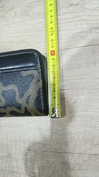 Monedero Tous Piel Negro y Verde Militar