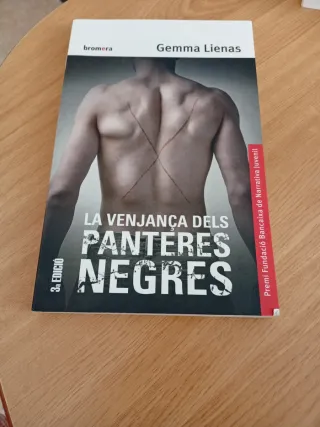 Libro en La Venganza Dels Panteres Negres