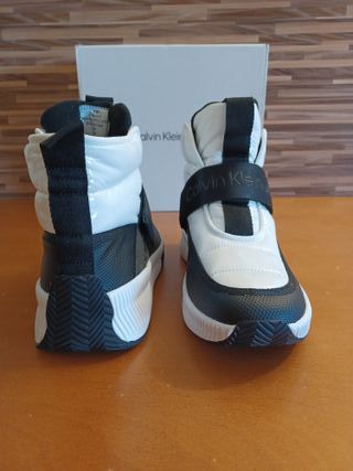 Botines Calvin Klein Mabon forrados