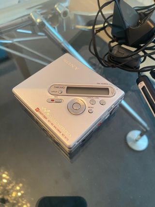 Sony Walkman MZ-N710 NetMD Plata