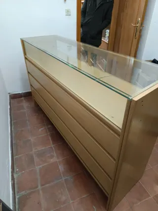 Mostrador Vitrina Madera y Cristal 1,65m
