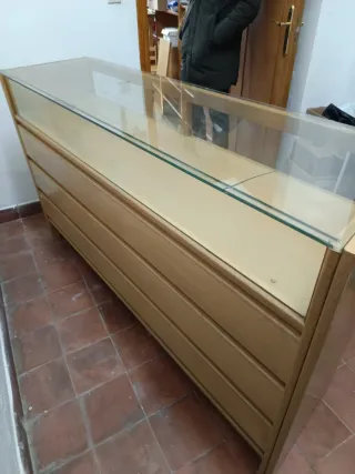 Mostrador Vitrina Madera y Cristal 1,65m