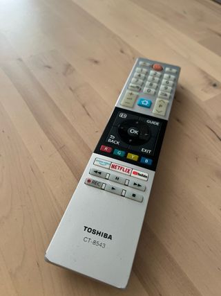 Smart TV Toshiba 32 Negro/Plata