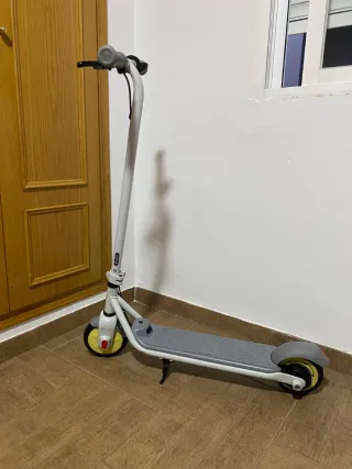 Patinete Eléctrico Infantil