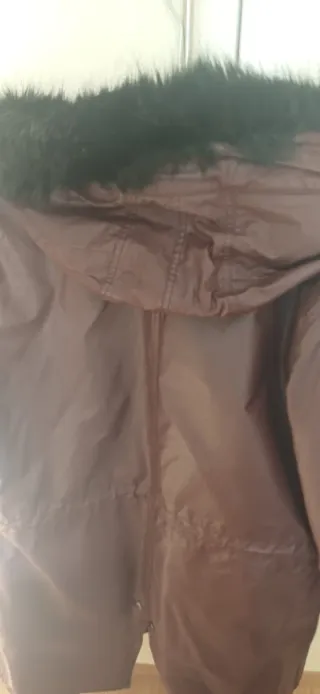 Parka Zara Mujer Marrón con Capucha