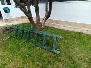 Escalera doble verde