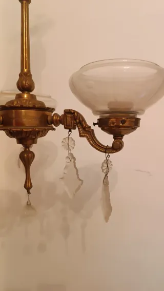 Lámpara de latón y cristal antigua