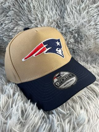 Gorra New Era 9FORTY Patriots Beige y Azul marino