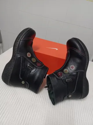 Botines Laura Azaña Negros