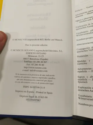 Diccionario Moderno Aleman (Spanish Edition)