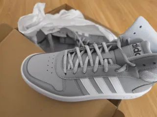 Zapatillas Adidas Hoops 2.0 Mid Gris