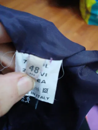 Blazer elegante color prugna scuro